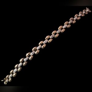 Chic Two-Tone Women's Bracelet